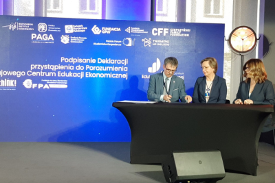 Fundacja THINK! dołącza do Krajowego Centrum Edukacji Ekonomicznej